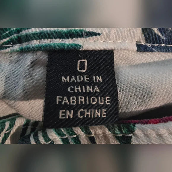 Tommy Bahama Jungle Floral Skinny Jeans Size 0 - Picture 7 of 11